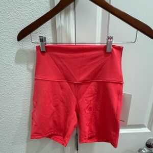 Lululemon Align 6” Short - size 6